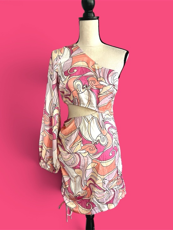 Shareen Collections Dresses & Skirts - Shareen Collections Retro Psychedelic
Swirl Cutout Mini Dress